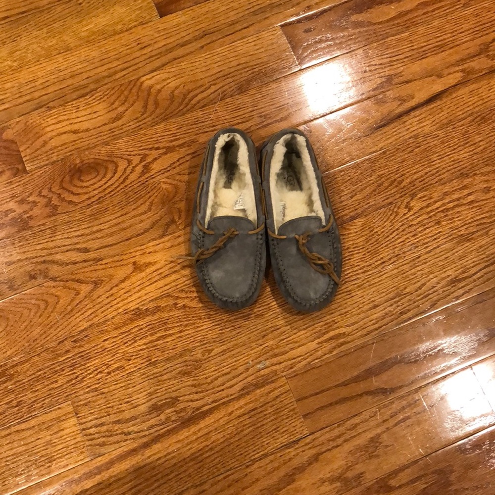 Ugh moccasins